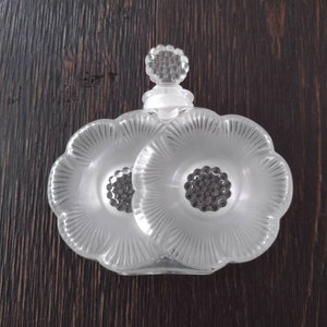 Lalique Perfume Bottle Double Daisy, Deux Fleurs