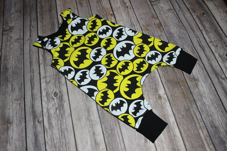 jumpsuit Romer harem coverall 3 months bib Batman