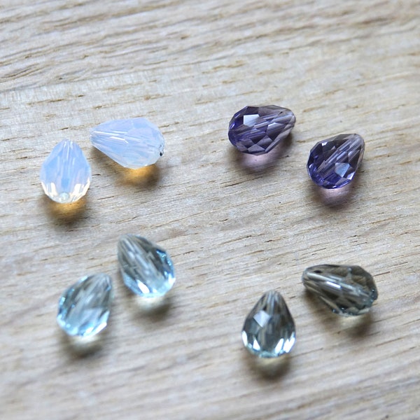 Gouttes en cristal Swarovski, 8 x 5mm, percées, Aquamarine, Black Diamond, Tanzanite, White Opale, pour la fabrication de bijoux, x 2 pièces