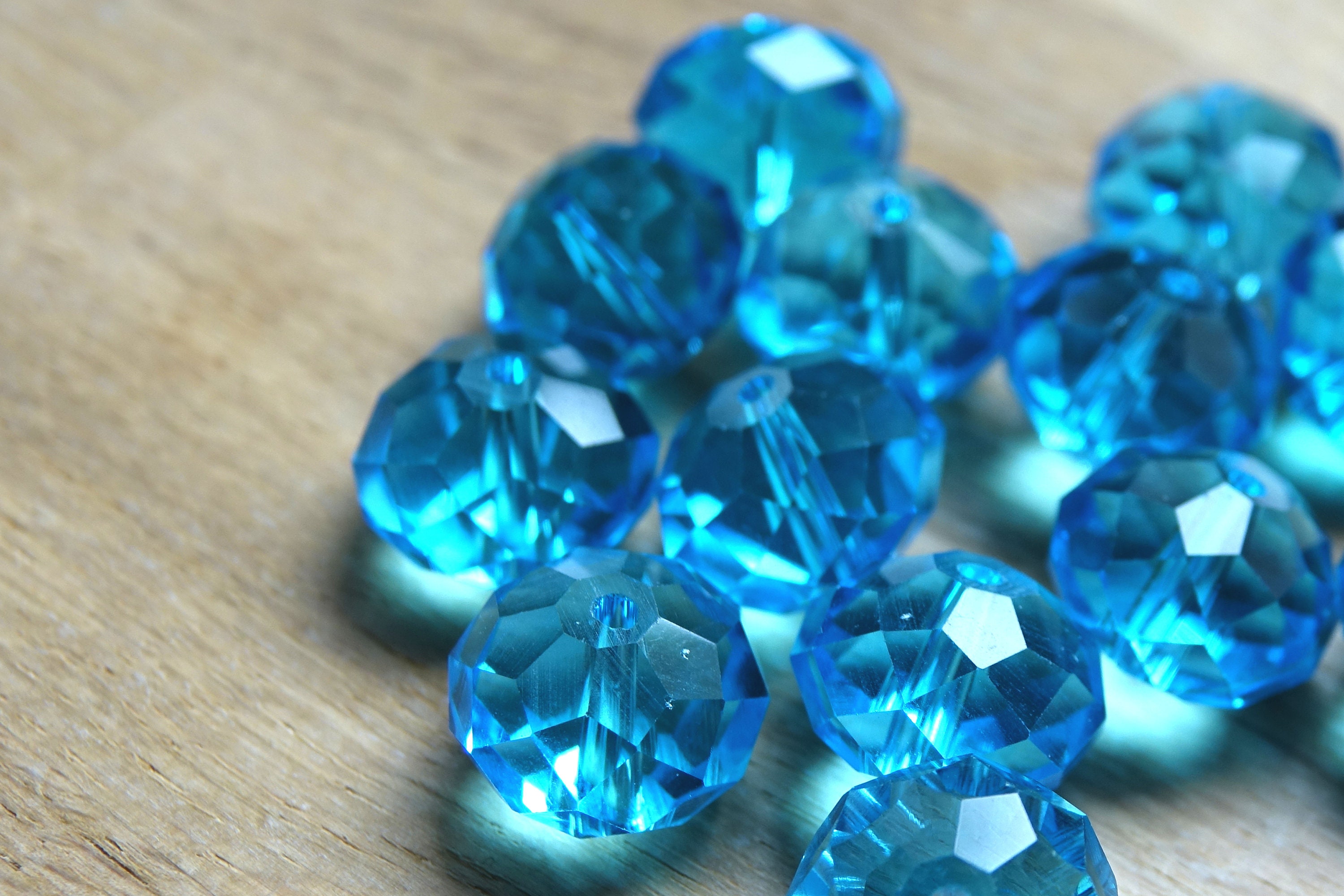 Perle in Donutform, abgeflacht rund, facettiert, Kristall, zur Schmuckherstellung, dunkeltürkis, 12 mm x 1