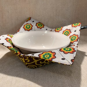 Bowl Cozy, Reversible, Microwave Safe, Hot and Cold Bowl Holder