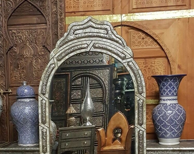 A unique conversation piece moroccan unique Vintage handmade inlay white bone silver metal mirror for living room bedroom wall mirror