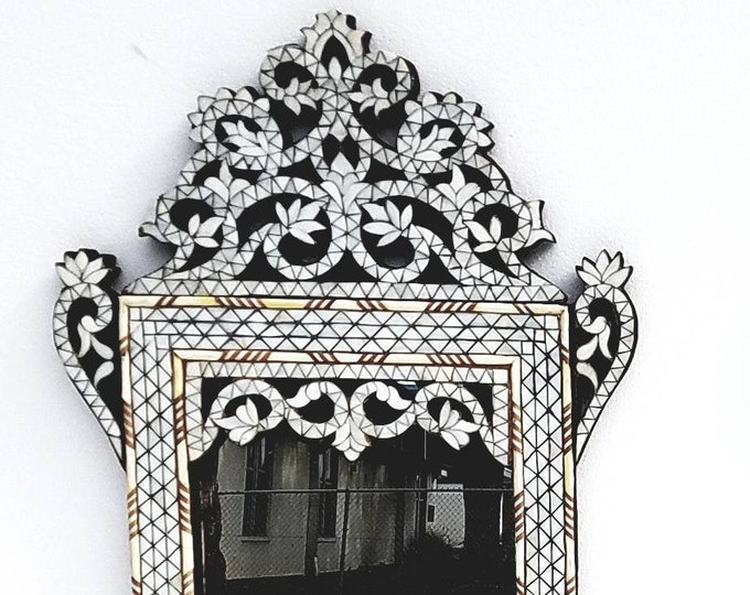 Syrian mother of pearl mirror Exquisite handmade inlay shell moroccan hanging wall decoration  vintage mirror for bedroom or bathroom