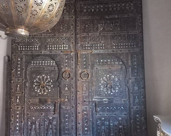 Historical Giant Unique african door one of a kind old nomad touareg bedroom double panels wall arch headboard bed casbah palace entry door