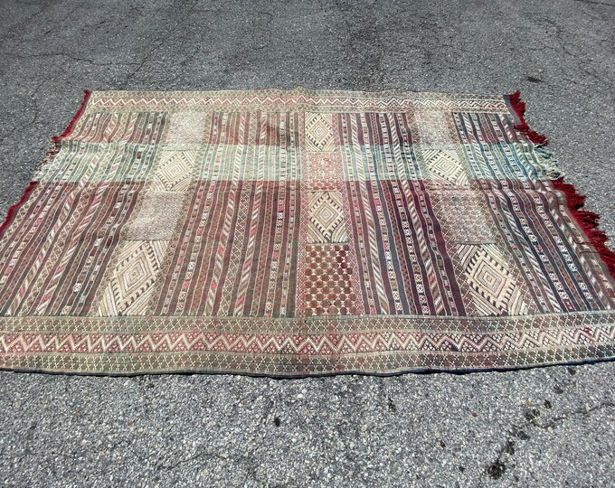 8ft by 4ft 11 vintage kilim rug handwoven berber floor area faded carpet for bedroom or living room all wool made women of the atlas