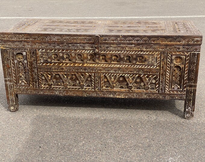 Vintage wooden african chest moroccan trunk cabinet bedroom furniture a touareg nomad touch ethnic tribal dowry chest ethnic furniture