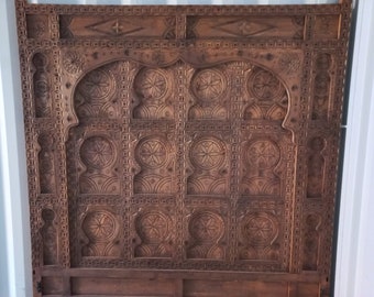 One of a kind Vintage african touareg bed moroccan berber bedroom unique headboard bed a piece of nomad hand carved furniture. A great find