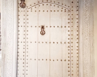 Harem sultan extra large palace bedroom door hand carved trim indoor outdoor moroccan wood gate metal knockers & metal spanish head nails