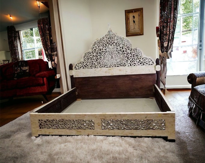 A conversation piece Royal Vintage White camel bone headboard bed nightstand for bedroom inlaid moroccan furniture decor Sultan Harem bed