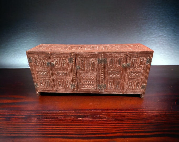 Vintage wooden african chest moroccan buffet give your bedroom furniture a touareg nomad touch ethnic tribal home unique decor wedding gift