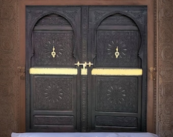 king headboard bed Handmade Moroccan double door panels bed hand carved brass knockers sultan bedroom geometric artwork  bedroom furniture