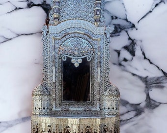 Luxurious Royal vintage mother of pearl white shell console with mirror middle easten harem sultan for your bedroom furnitur or living room