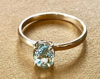 Superior Natural Aquamarine Oval Cut, 14k Solid Yellow Gold Cocktail Ring, Handmade, Gift for Her, Anniversary Gift Idea, Fine Jewelry
