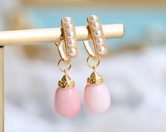 Natural Queen Conch Shell Pearl Earrings, Handmade 18k White Yellow Gold Dainty Earrings, Pink Pearls Earrings, Anniversary Gift Idea