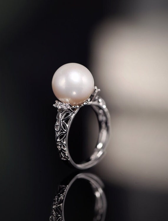 Pearl drop ring deals