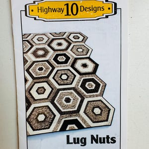 Queen Size Quilt Pattern PDF Digital Download Hexagon Quilt Geometric Pattern Patchwork Quilting Pattern Modern Quilt Pattern Bed Size Quilt