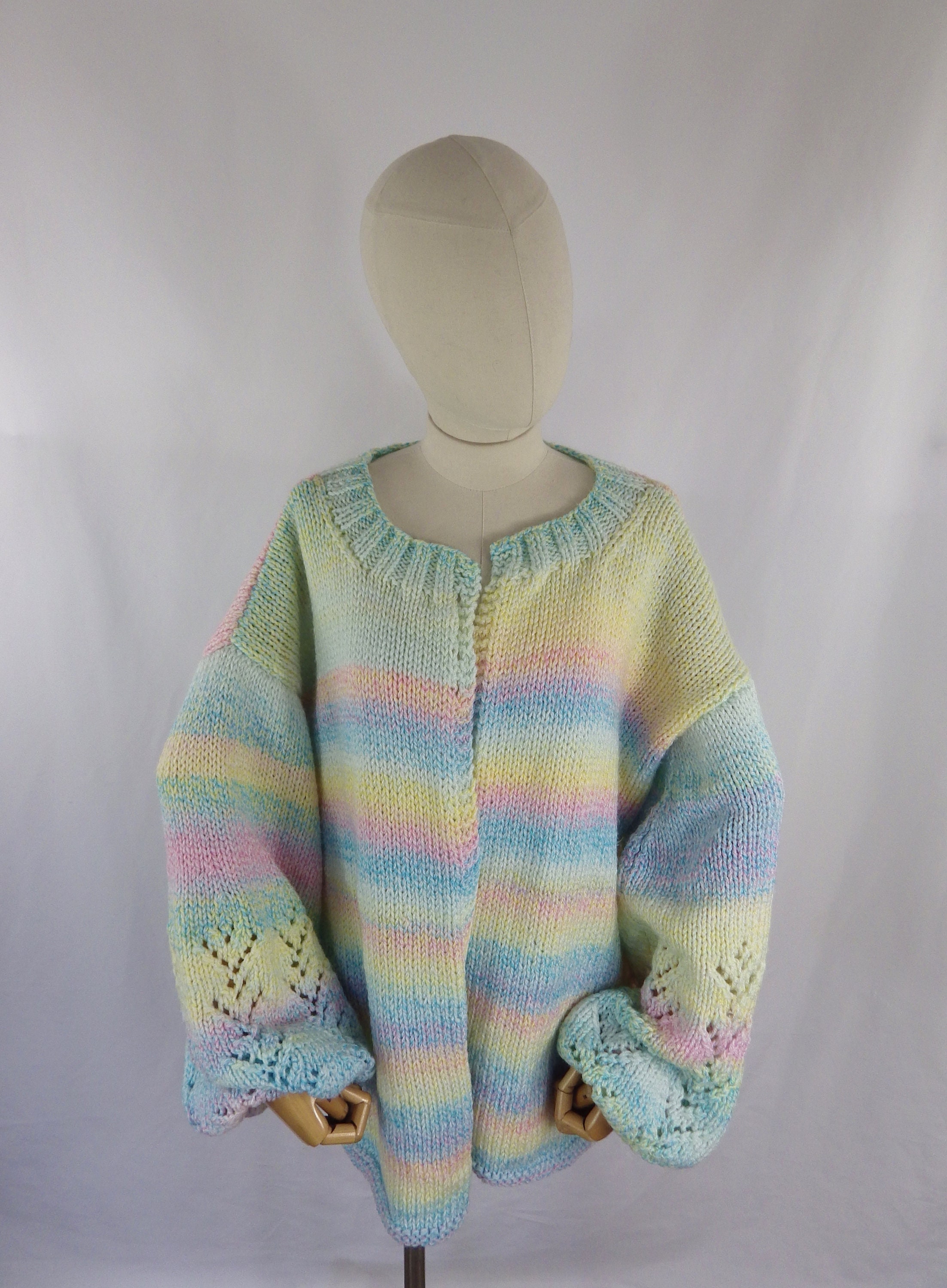 Vintage Tosani Patterned 3D V Neck Knit Cardigan Size