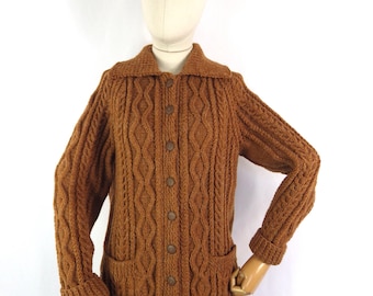 Cardigan vintage in lana lavorato a mano: maglia grossa a trecce, tasche, taglia 8 UK