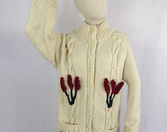 Vintage wollen kabelgebreid vest: bloemenapplicatie, zakken (Britse maat 14)