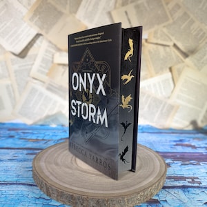 Onyx Storm (The Empyrean Series) by Rebecca Yarros - Custom Stenciled & Sprayed Edges