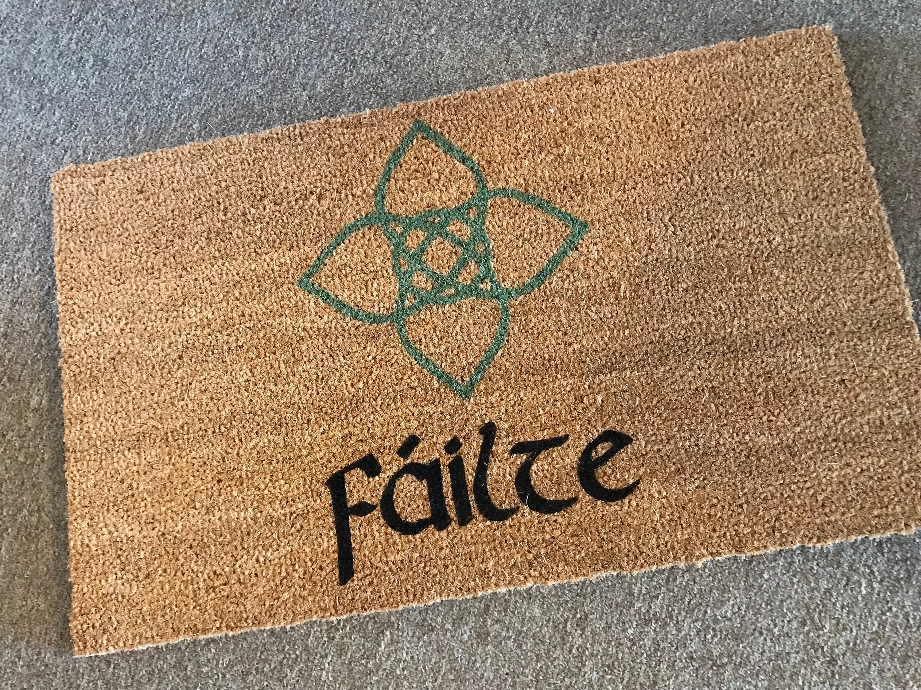Failte Doormat / Irish Mat / Gaelic Doormat / Etsy