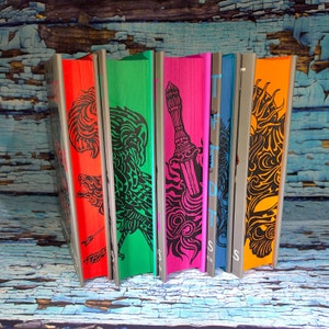 A Court of Thorns and Roses series by Sarah J Maas with Custom Stenciled & Sprayed Edges