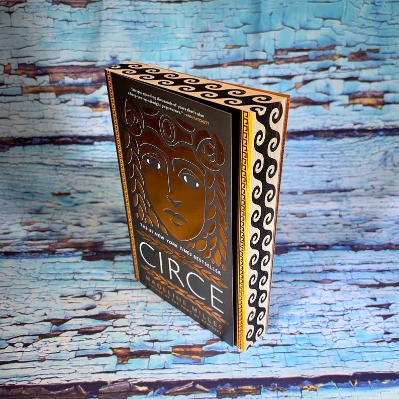 Circe Special Edition by Madeline Miller: Custom Sprayed Edges Book (Paperback)