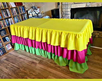 3 layer ruffled table skirt/Blue/Candy Table