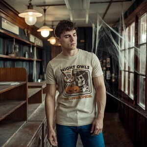 Night Owls Halloween Special 1977  - Horror Movie Retro 70s Late Night With the Devil Inspired Unisex T-shirt