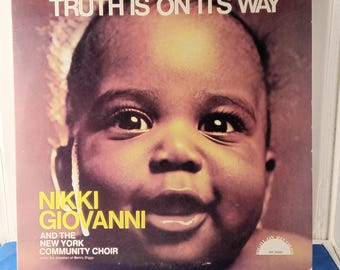 LP Nikki Giovanni - Sanningen är på väg - Original Vintage Vinylskiva VG+/M-
