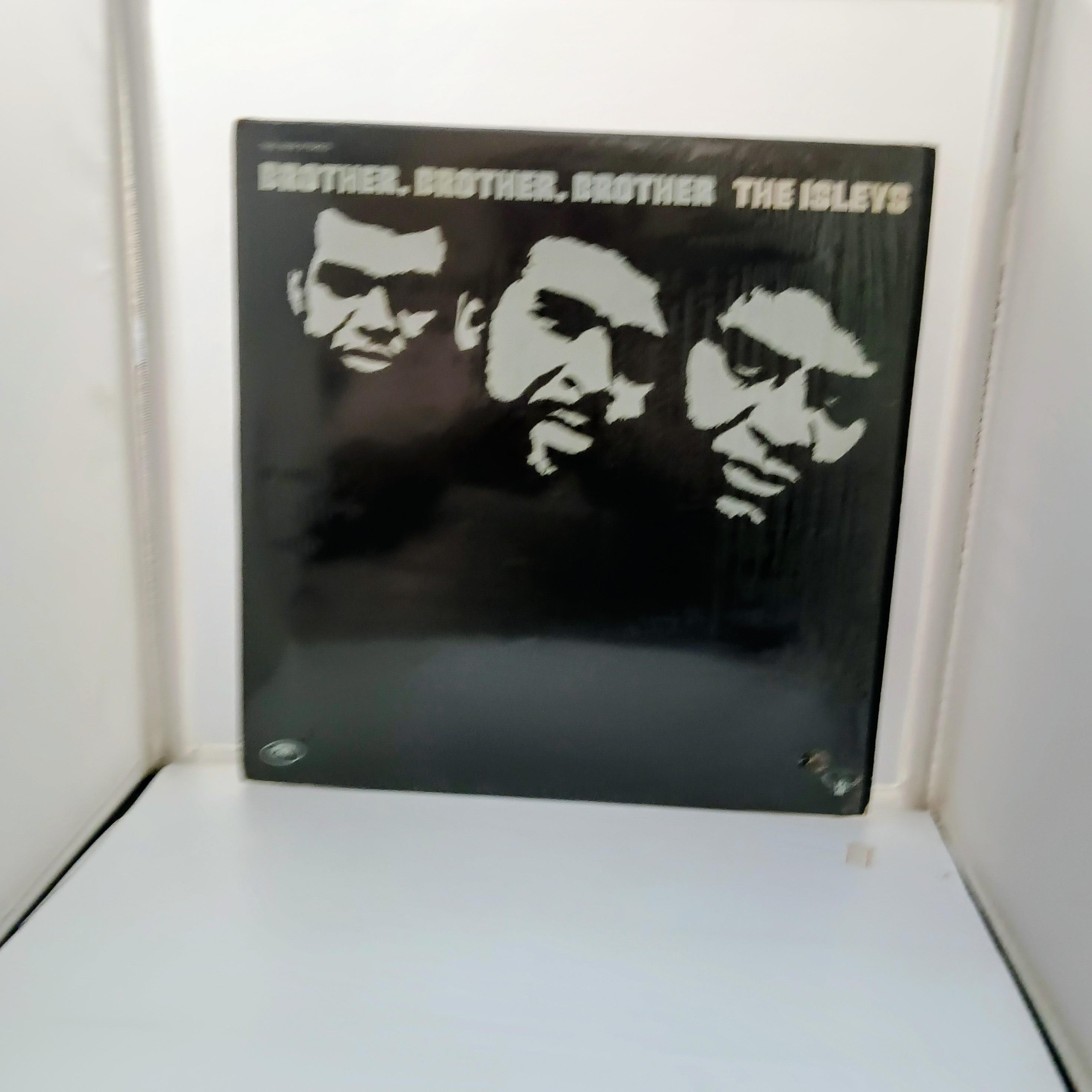 LP Funk Isley Brothers - Brother Brother Brother - Vintage Vinyl