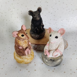 Scoffers Mouse Sculpture