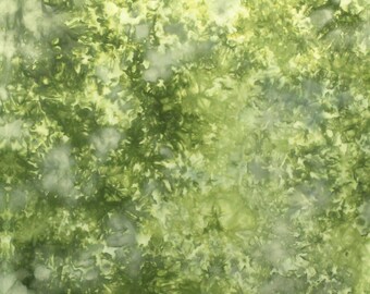 Green hand dyed cotton quilting fabric, half yard 21x36 inches