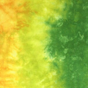 Yellow and green gradient of quilting cotton, fabric moves from bright yellow through lime to bright green Half yard D (21x36)