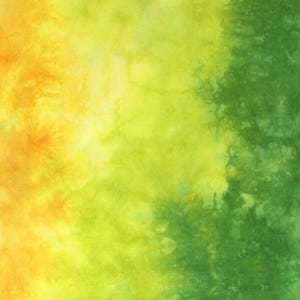 Yellow and green gradient of quilting cotton, fabric moves from bright yellow through lime to bright green Half yard E (21x36)