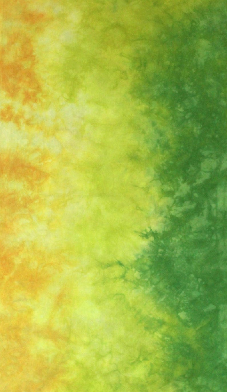 Yellow and green gradient of quilting cotton, fabric moves from bright yellow through lime to bright green Half yard B (21x36)
