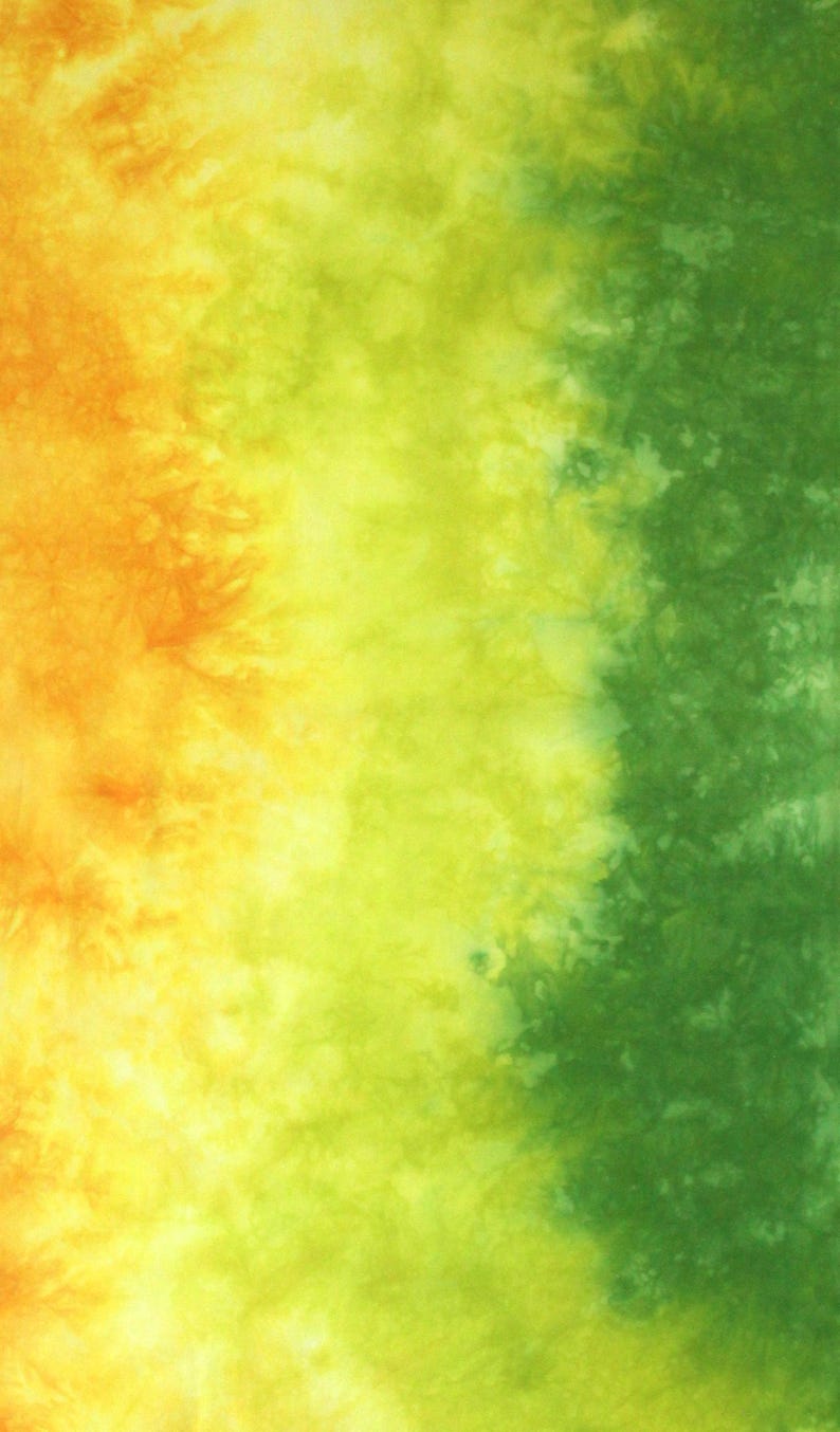 Yellow and green gradient of quilting cotton, fabric moves from bright yellow through lime to bright green Half yard H (21x36)