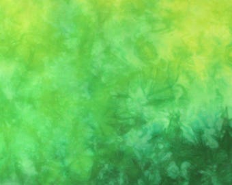 Hand dyed green gradient quilting cotton fabric