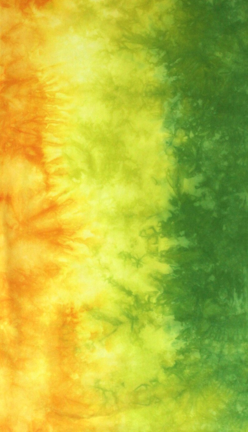 Yellow and green gradient of quilting cotton, fabric moves from bright yellow through lime to bright green Half yard G (21x36)