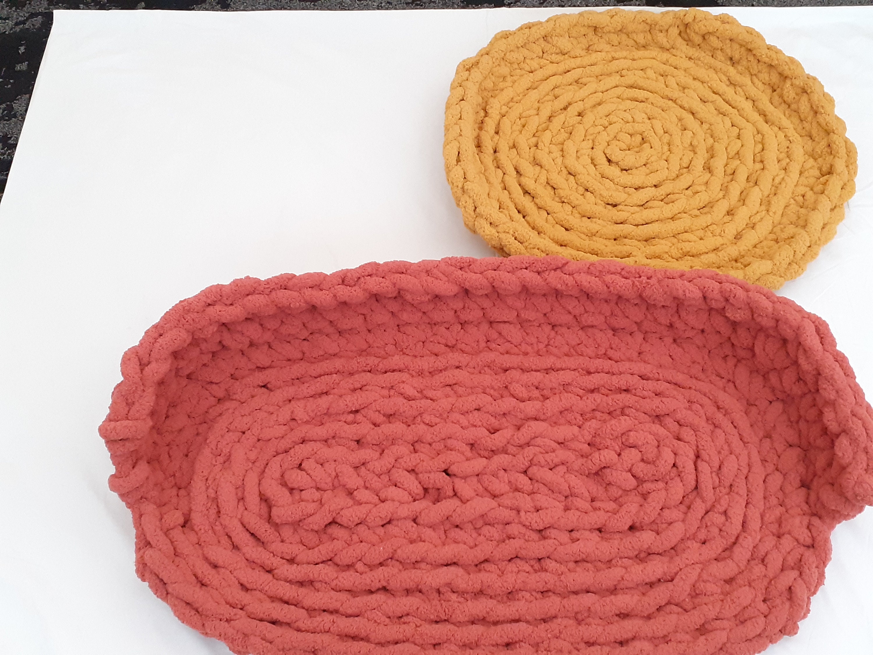Large Dog/ Pet Bed Handmade Chunky Knit Pet Bed Super Soft Etsy UK