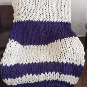 Grobstrick-Decke: Handgefertigter Plüsch Amethyst & Milch Überwurf (40x68)