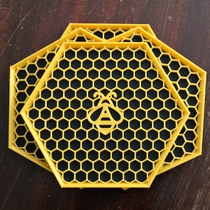 3D Printed Bee Honeycomb Drink Coasters