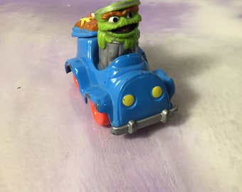 hot wheels trash can