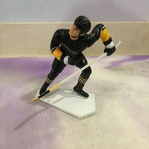 Kenner - Starting Lineup - NHL Hockey - Mario Lemieux Action Figure - Vintage 1990&#39;s Pittsburgh Penguins Figure