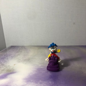 Vintage 1987 Who Framed Roger Rabbit White Knob Wind Up Toy Disneyland Vintage Collectible Toy