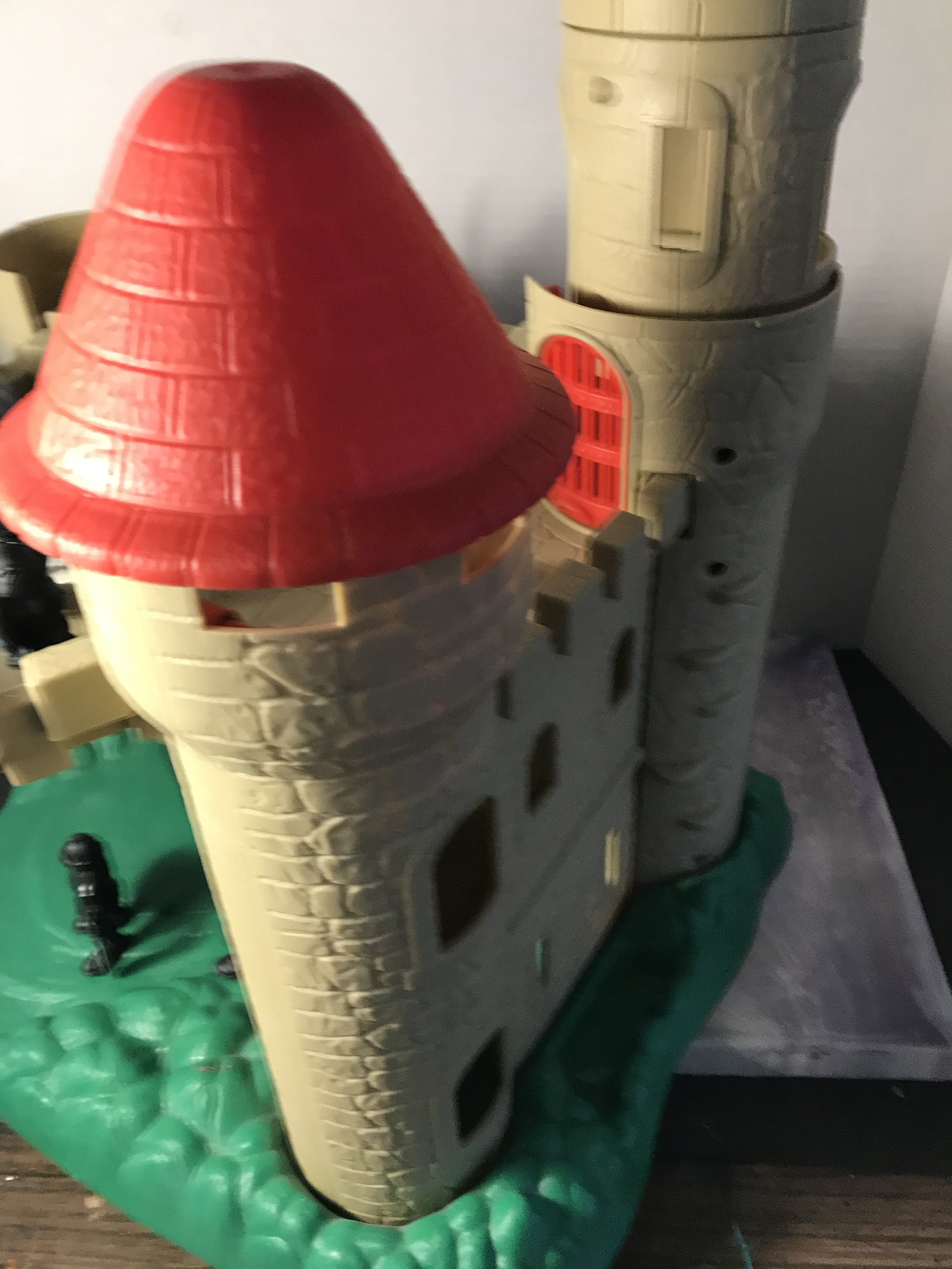 redbox pirate ship and castle playset