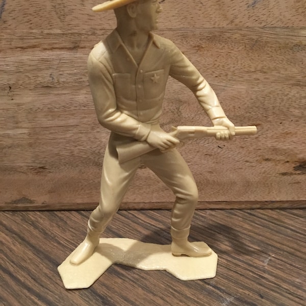 Vintage Louis Marx 6" Cowboys and Indians Beige Styled Plastic Cowboy Figure Plastimarx - Cool Figure Cake Topper Made in Mexico Lot 2