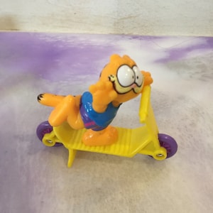 Vintage 1980&#39;s Garfield PVC Figure Scooter Complete Nostalgia MCDONALD&#39;S Vintage Happy Meal Toy Rare Nostalgia Lot 5