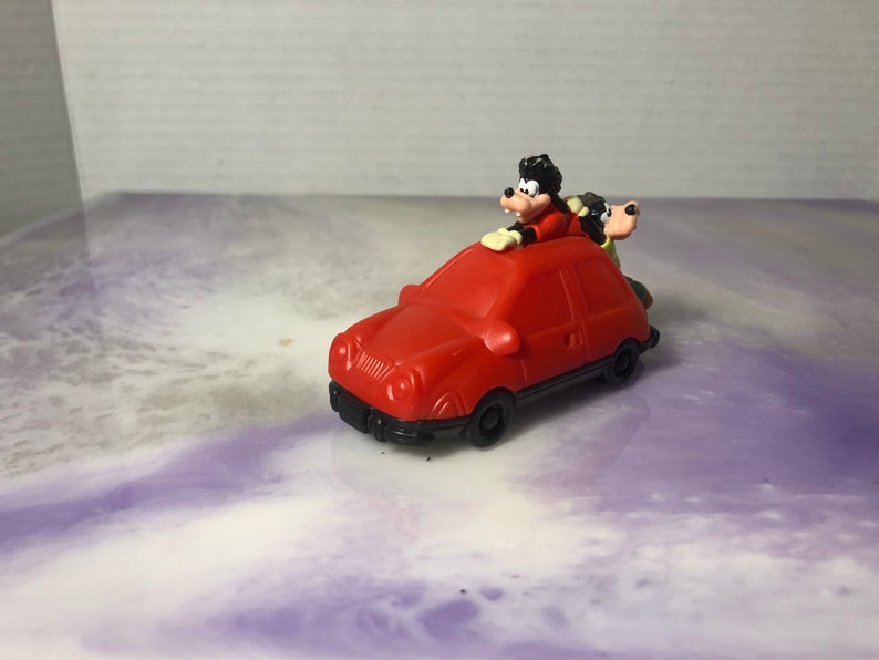 Vintage Disney Goofy Movie GOOFY in Car Pull Back Race Toy | Etsy