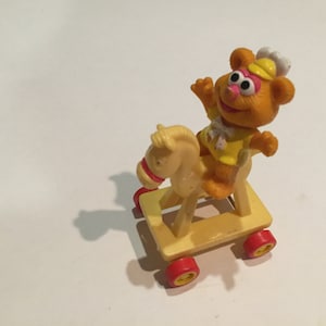 Vintage 1986 Muppet Babies Fozzie Bear and Rocking / Rolling Horse!  PVC Figure Cake Topper 2 1/2 inches Rare Vintage Figure Lot 3